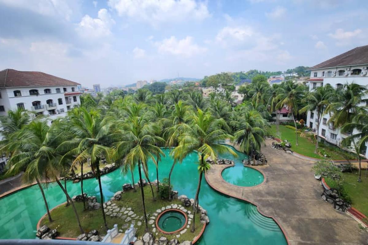 
        Sri Alam Condominium
        